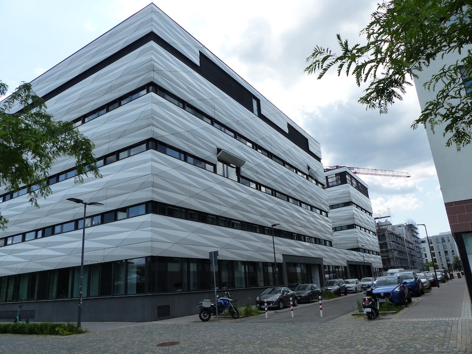 Moderner Büro- und Laborbau in der Bahnstadt (Foto von Noel Bittner)