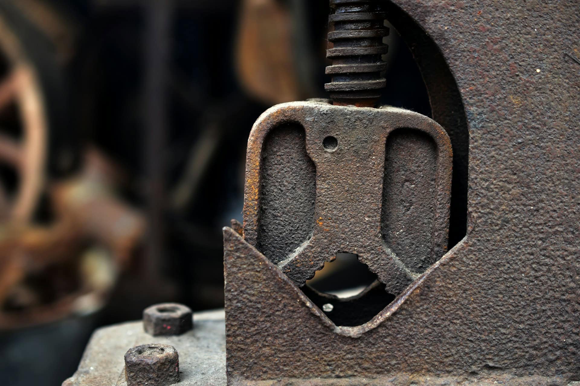 Rostiges Maschinenteil aus Metall